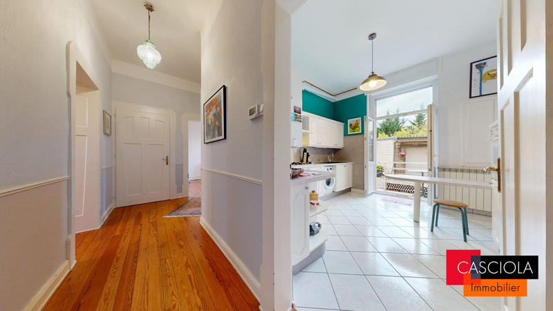 Appartement - 85 m² - 4 pièces