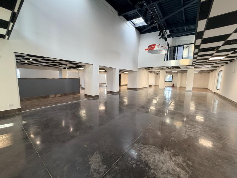Local d'activités - 560 m²