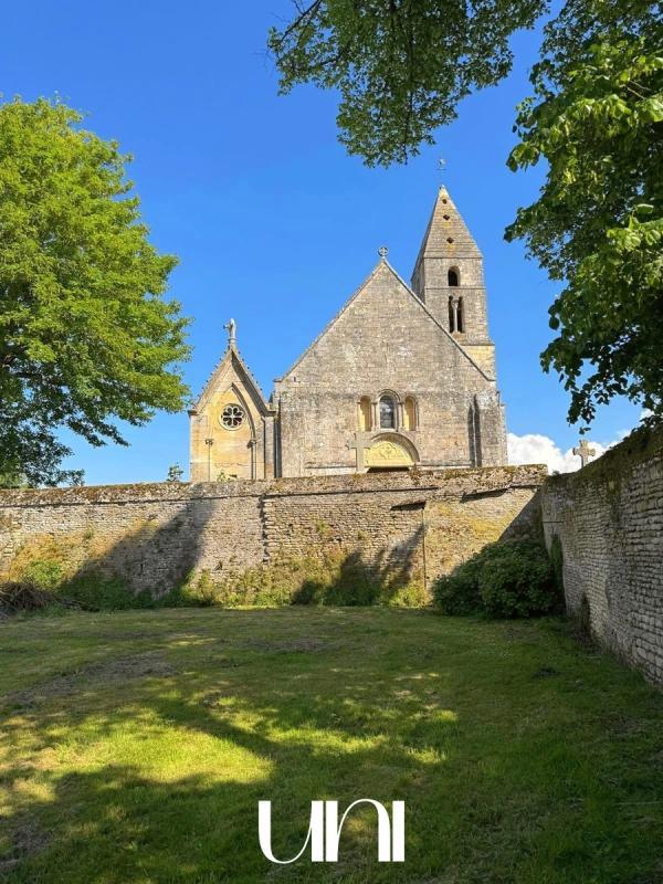 Maison - 228 m² - 7 pièces