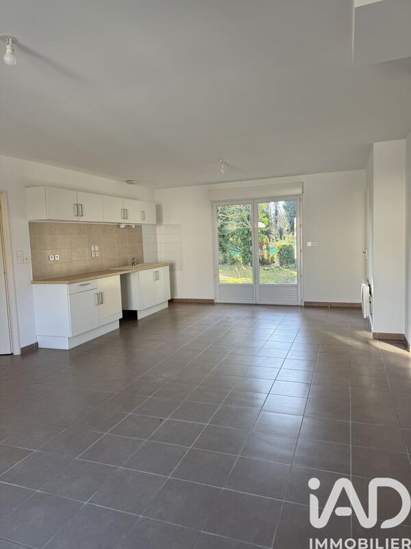 Maison - 96 m² - 4 pièces