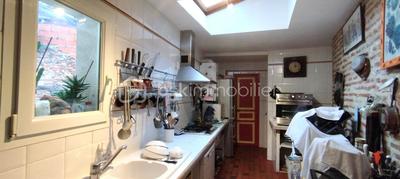 Immeuble - 214 m² - 6 pièces