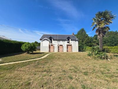 Maison - 93 m² - 5 pièces