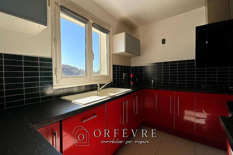 Maison - 123 m² - 6 pièces