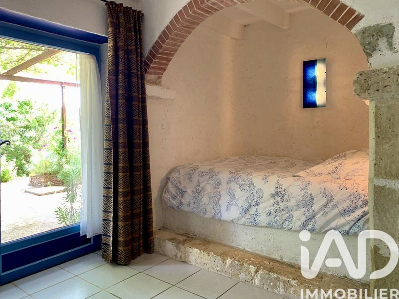 Maison - 470 m² - 11 pièces