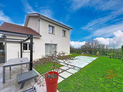 Maison - 114 m² - 5 pièces