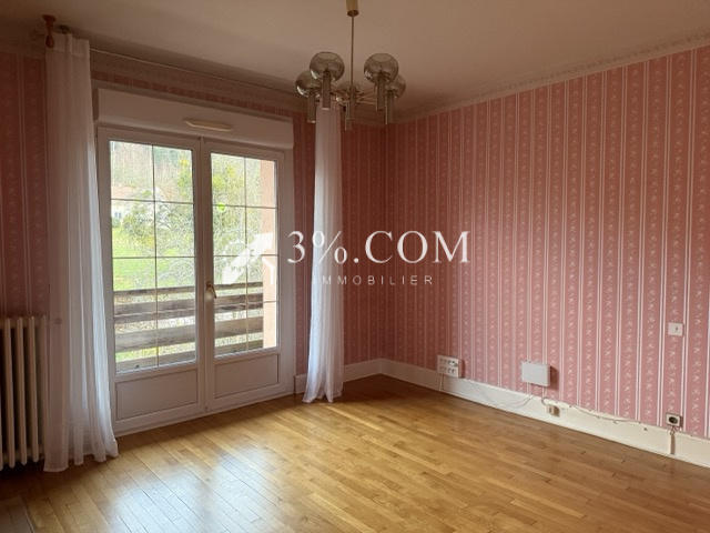 Maison - 193 m² - 7 pièces