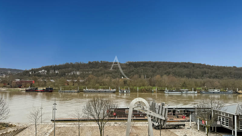 Appartement - 87 m² - 4 pièces