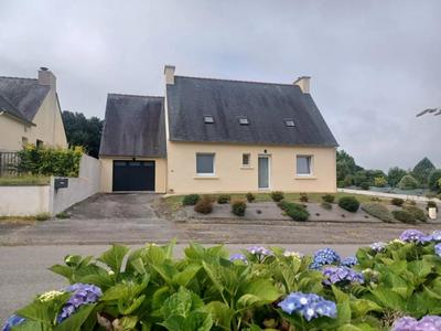 Maison - 101 m² - 5 pièces