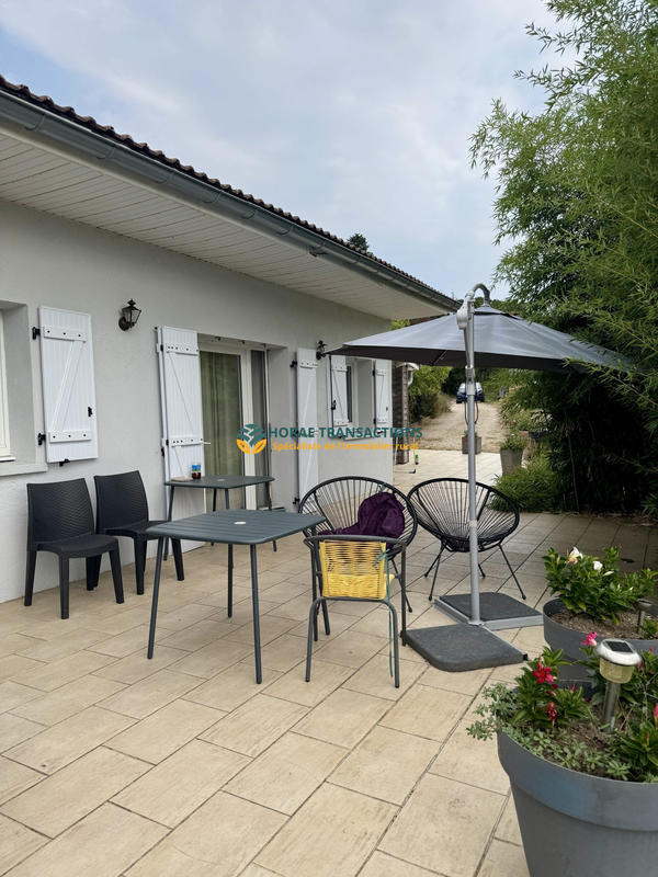 Maison ancienne - 204 m² - 8 pièces