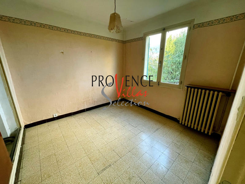 Villa - 80 m² - 5 pièces