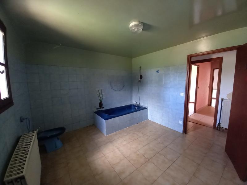 Maison traditionnelle - 120 m² - 4 pièces