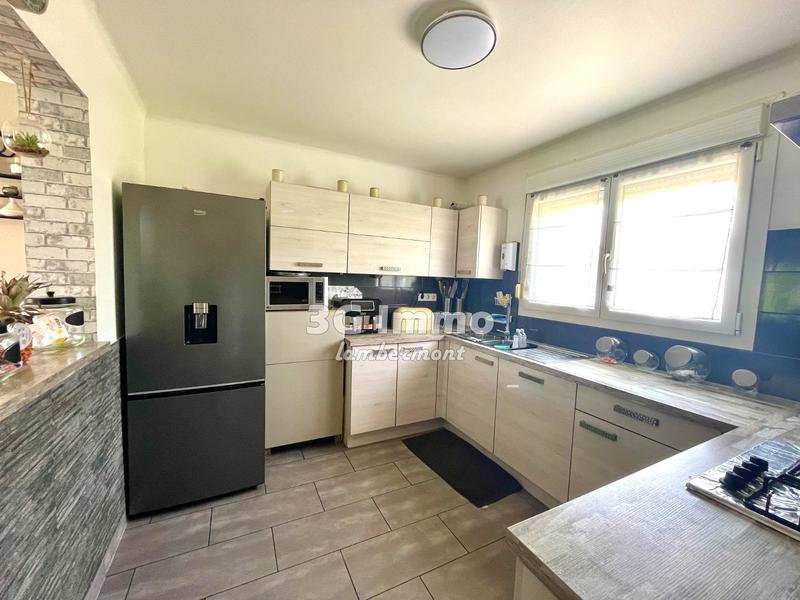 Maison jumelée - 80 m² - 5 pièces