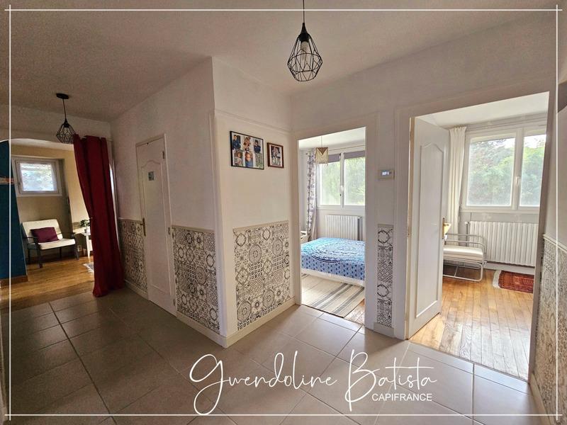 Maison - 157 m² - 7 pièces