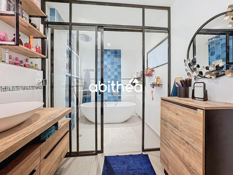 Maison - 172 m² - 6 pièces