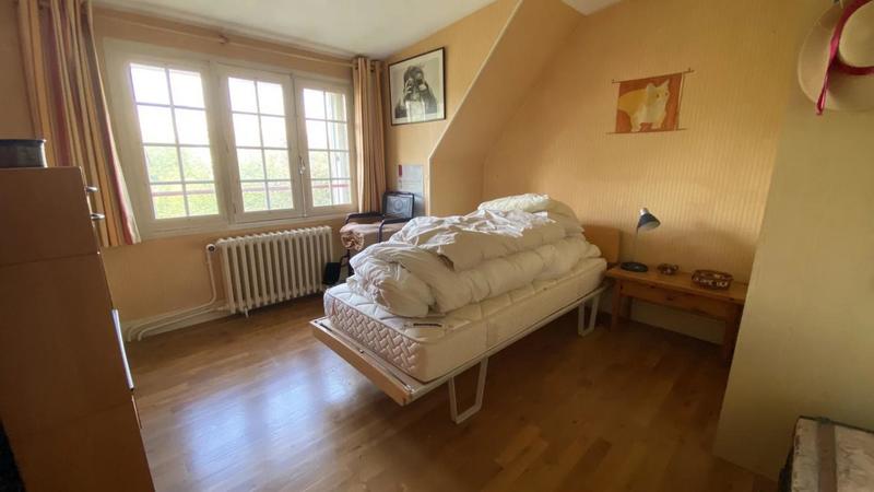 Maison - 162 m² - 9 pièces