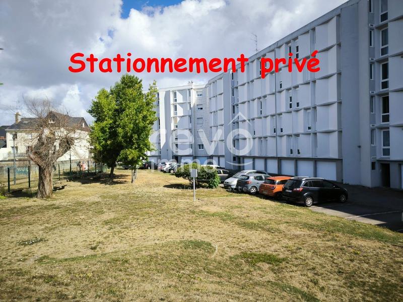 Appartement - 81 m² - 4 pièces