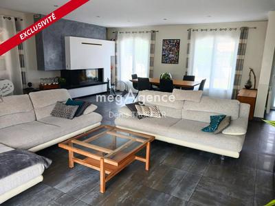 Maison - 162 m² - 6 pièces