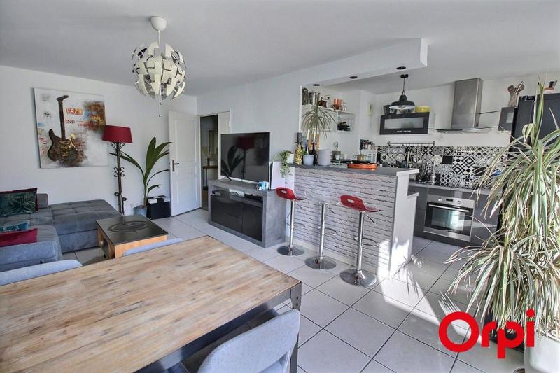 Appartement - 82 m² - 4 pièces