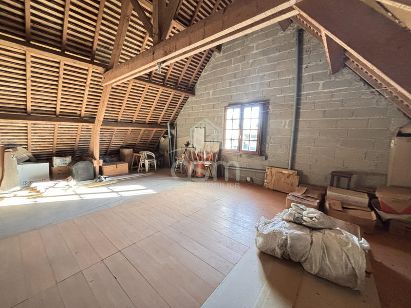 Maison traditionnelle - 156 m² - 6 pièces