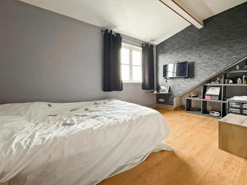 Maison - 100 m² - 6 pièces