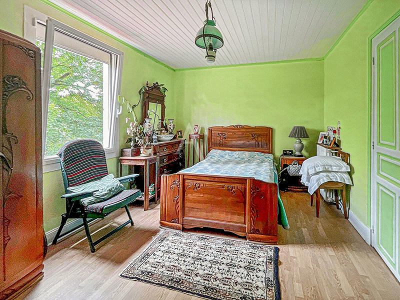 Maison - 150 m² - 8 pièces