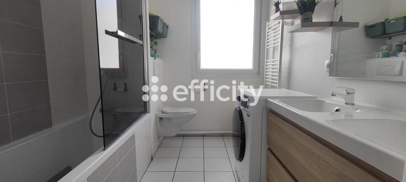 Maison - 86 m² - 4 pièces