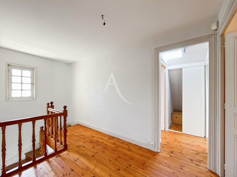 Maison - 160 m² - 7 pièces