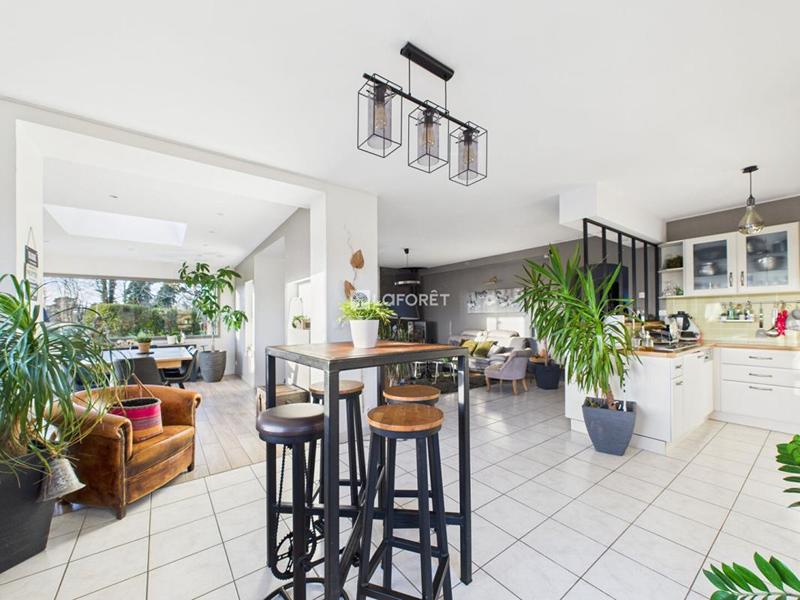 Maison - 150 m² - 7 pièces