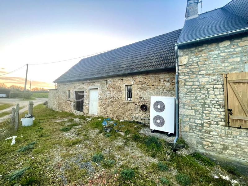 Maison en pierre - 73 m² - 4 pièces