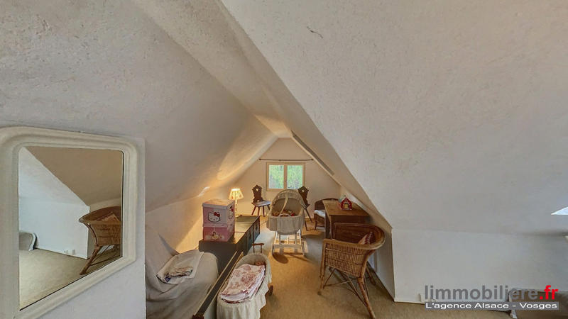 Maison - 200 m² - 5 pièces