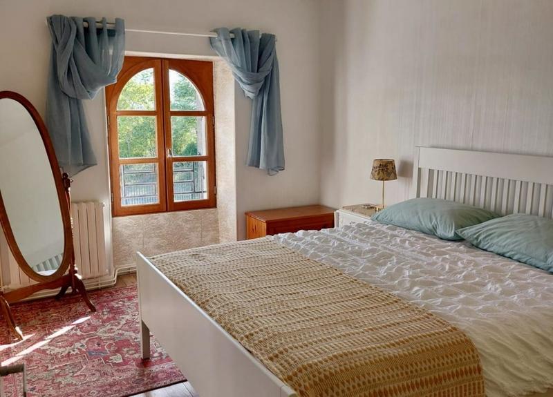 Maison - 320 m² - 9 pièces