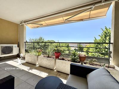 Appartement - 67 m² - 3 pièces