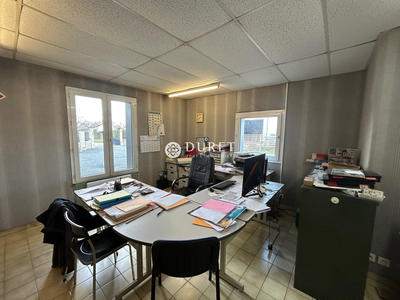 Local d'activités - 1 000 m²