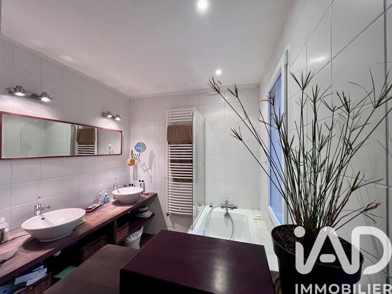 Maison - 120 m² - 7 pièces