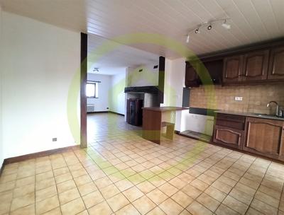 Maison - 96 m² - 5 pièces