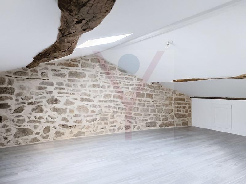 Maison - 99 m² - 3 pièces