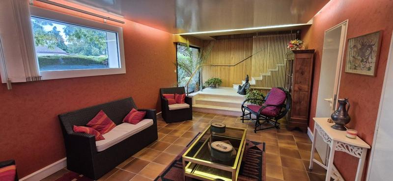 Maison - 178 m² - 6 pièces