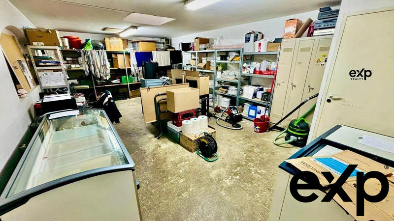 Fonds de commerce - Magasins - 1 118 m²