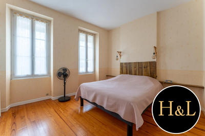 Maison ancienne - 187 m² - 6 pièces