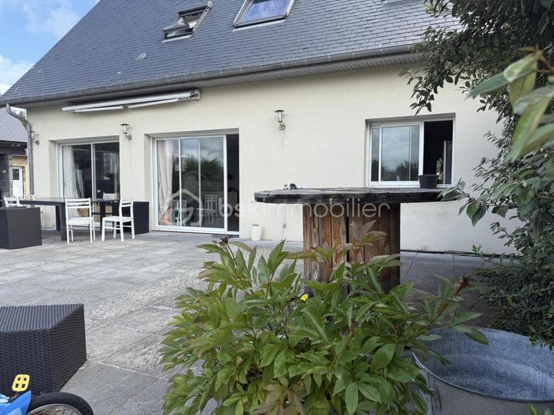 Propriété - 148 m² - 5 pièces