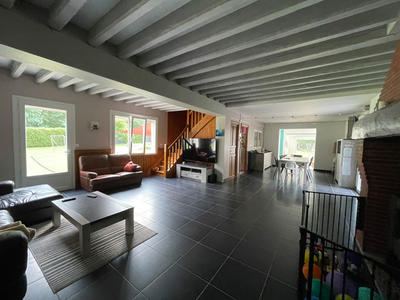 Maison - 200 m² - 7 pièces