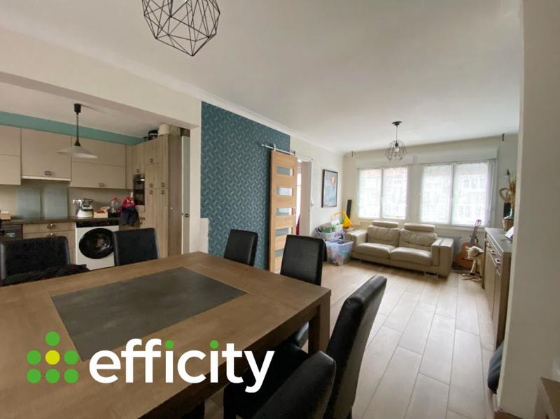 Maison - 98 m² - 5 pièces