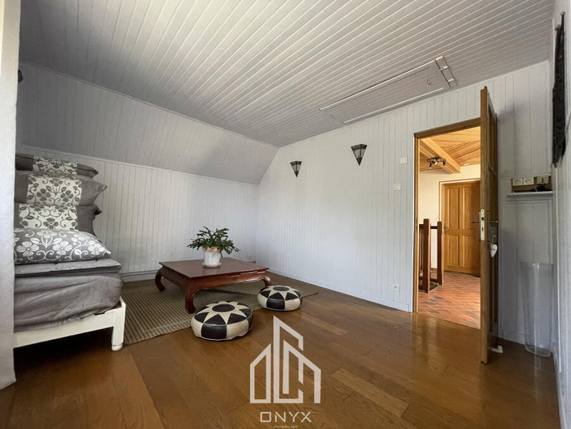 Maison - 140 m² - 6 pièces