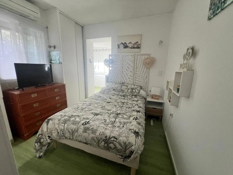 Maison - 220 m² - 9 pièces