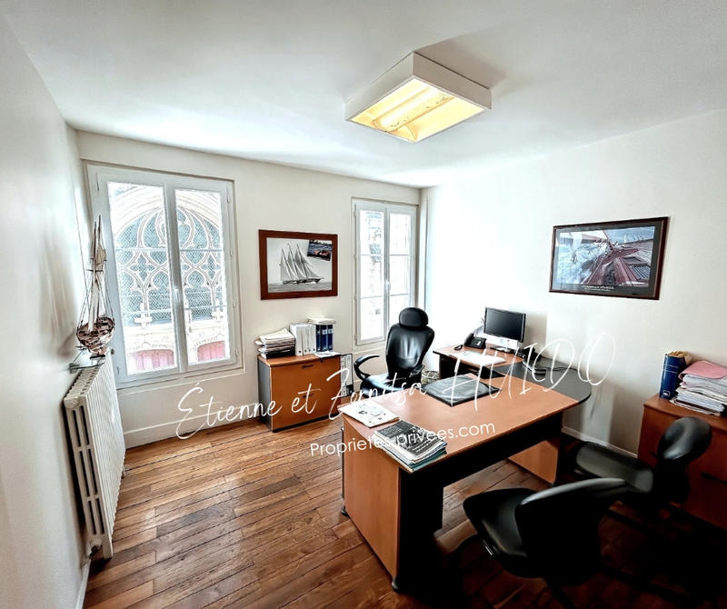 Immeuble - 159 m² - 7 pièces