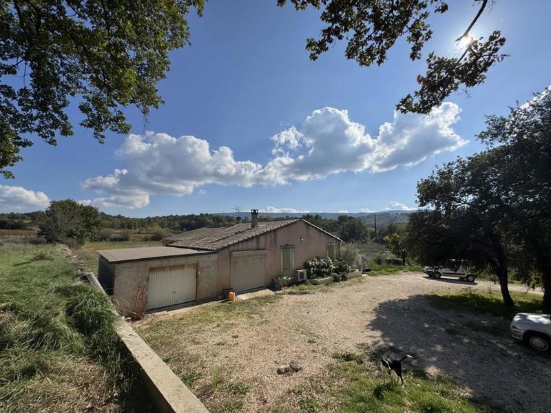 Propriété - 158 m² - 6 pièces