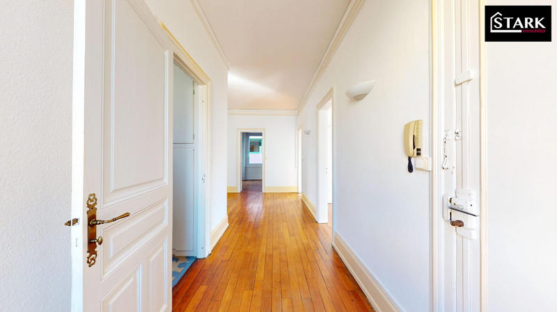 Appartement - 107 m² - 4 pièces