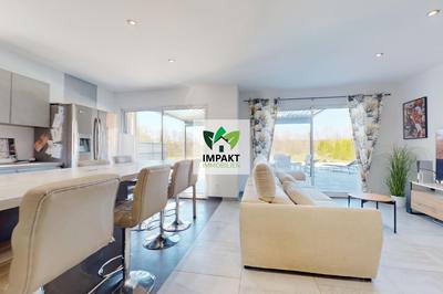 Maison - 120 m² - 7 pièces