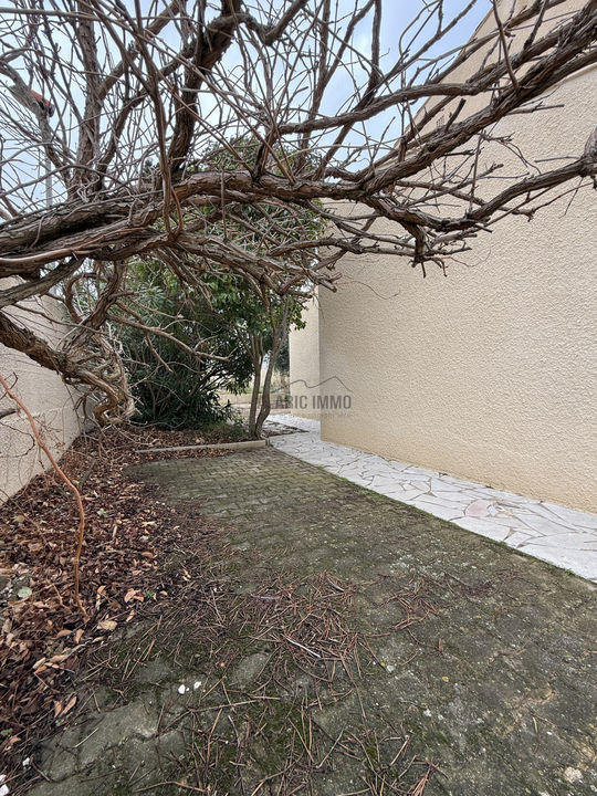 Maison - 111 m² - 7 pièces