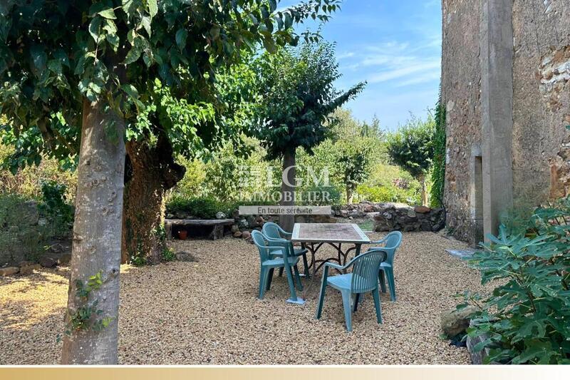 Maison - 203 m² - 5 pièces